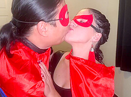 Vanessa Cliff – Superheros Massage